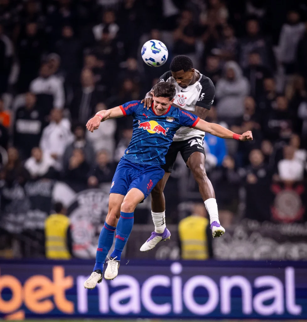 Fabinho enfrenta julgamento no STJD por críticas à arbitragem em partida do Corinthians