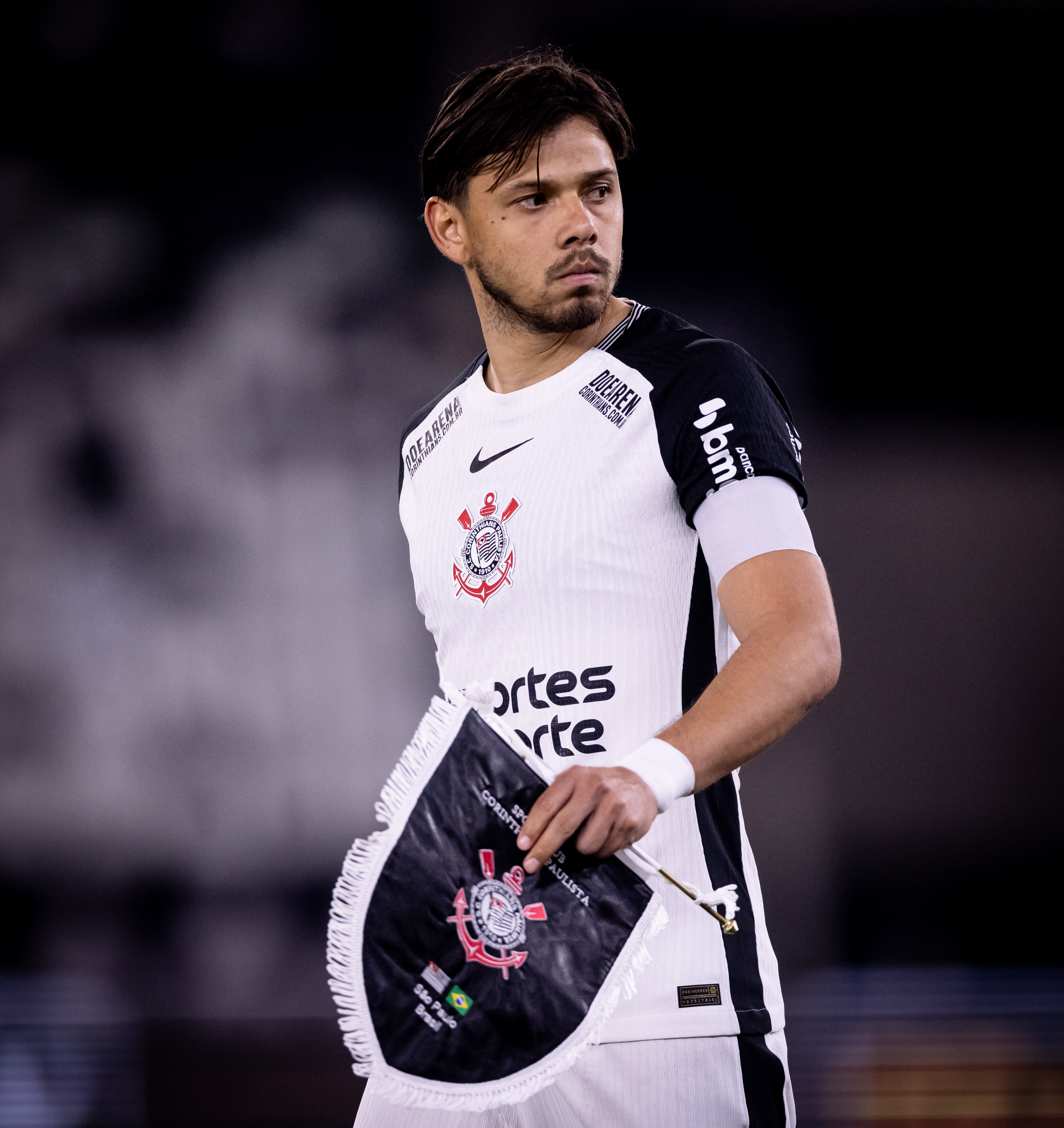 CHANCE MERECIDA? Romero ganha oportunidades no Corinthians devido a desfalques na equipe!