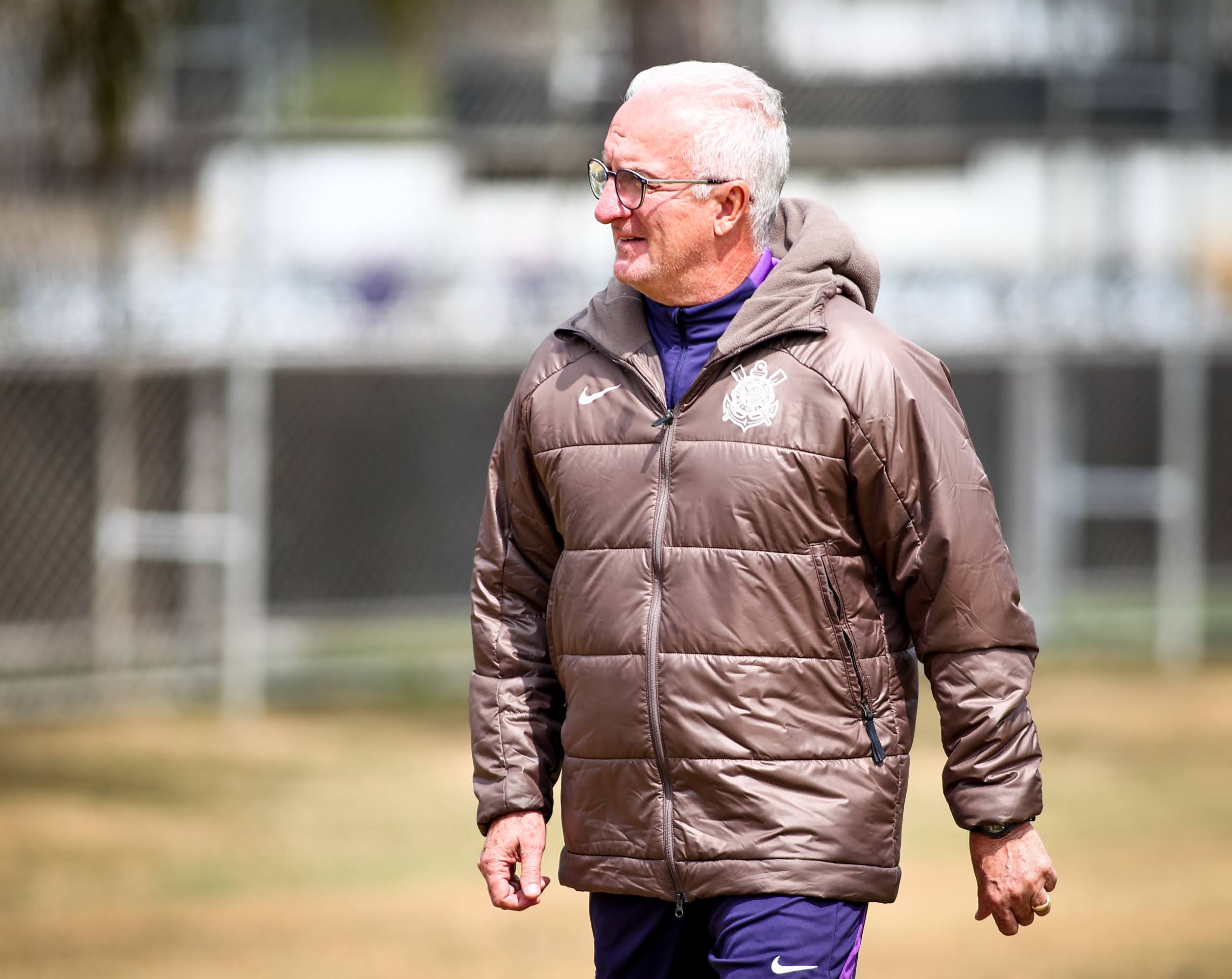 DORIVAL JUNIOR ENFRENTA O PASSADO! Timão recebe Flamengo em duelo decisivo