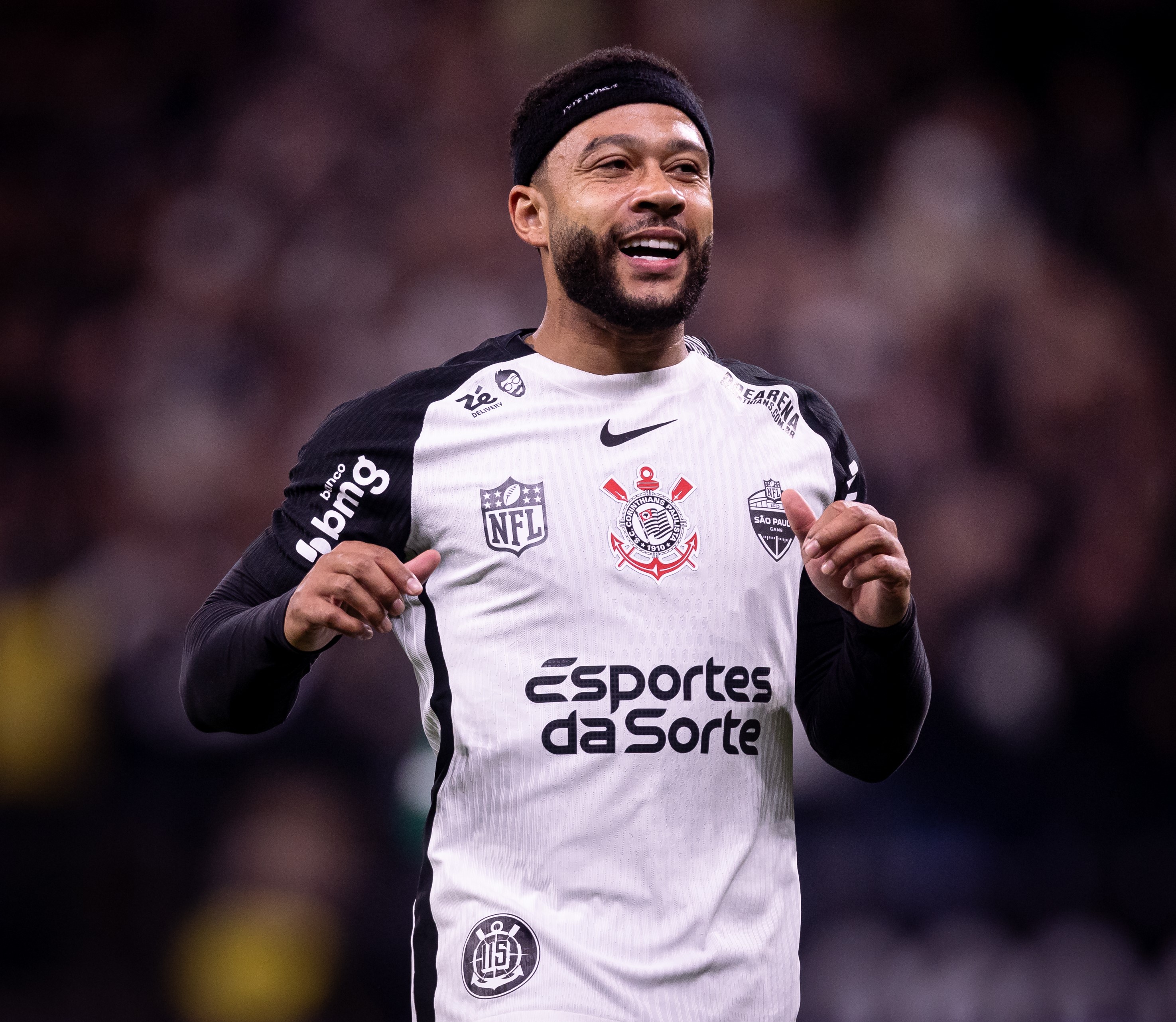 "MENTIRAS COM MEU NOME"!! Depay promete expor mentiras e dispara contra críticas