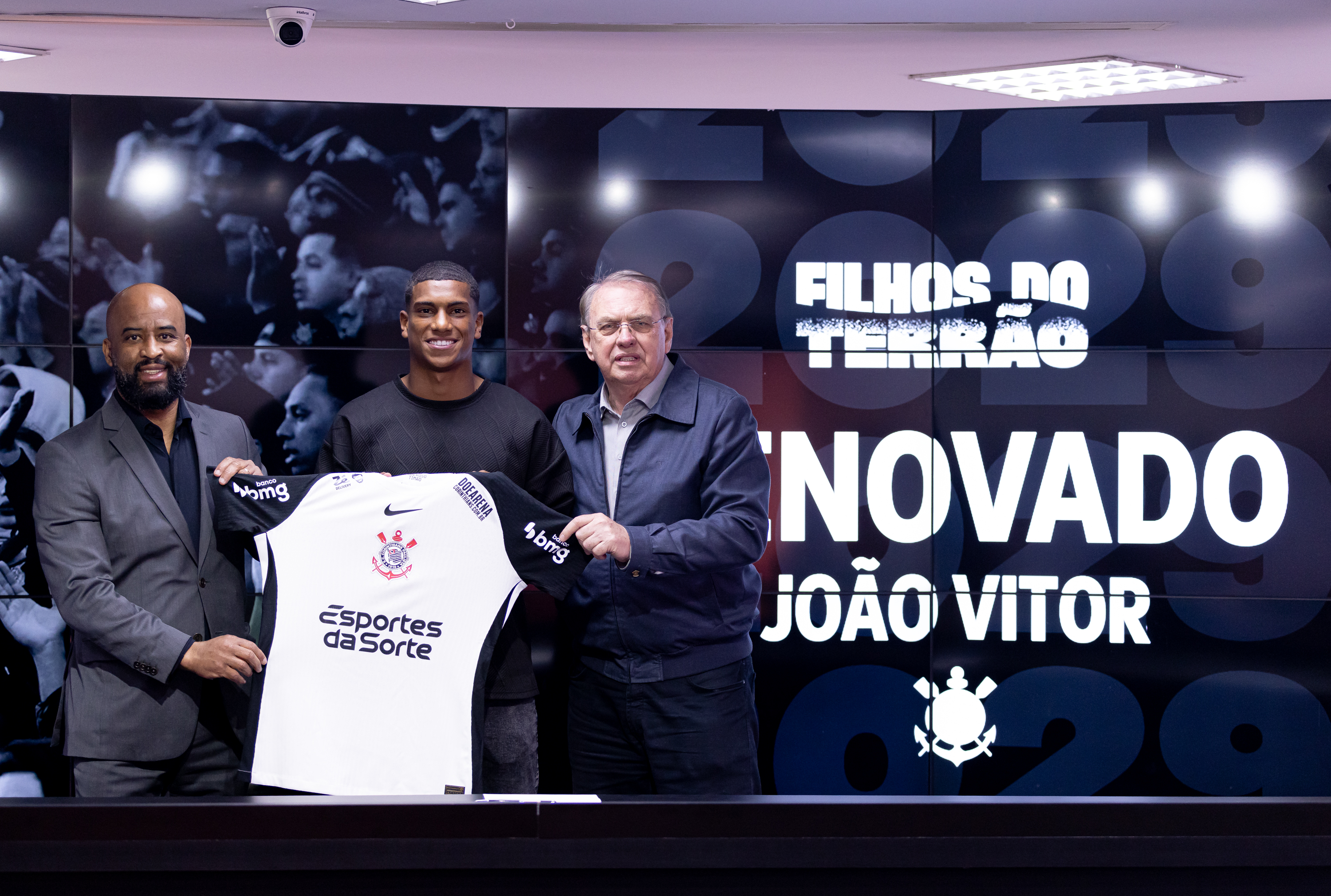 JOIA ATÉ 2029? Timão renova com promessa