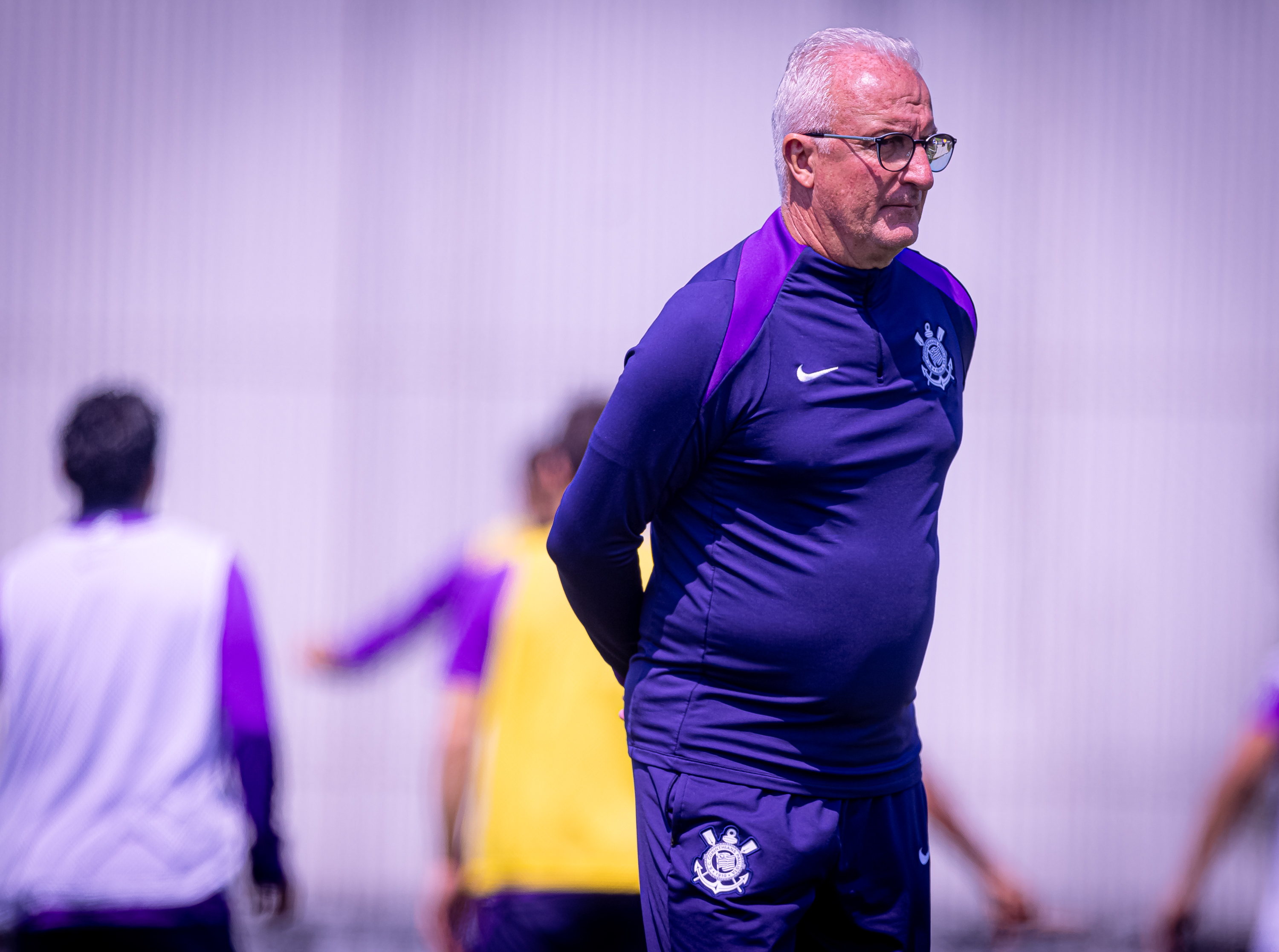 Corinthians pratica pênaltis e se prepara para enfrentar o Athletico-PR