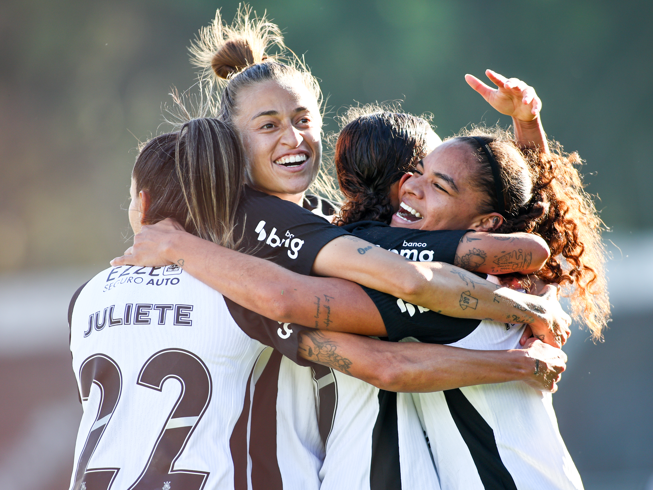 Corinthians vence Santos no clássico do Campeonato Paulista feminino