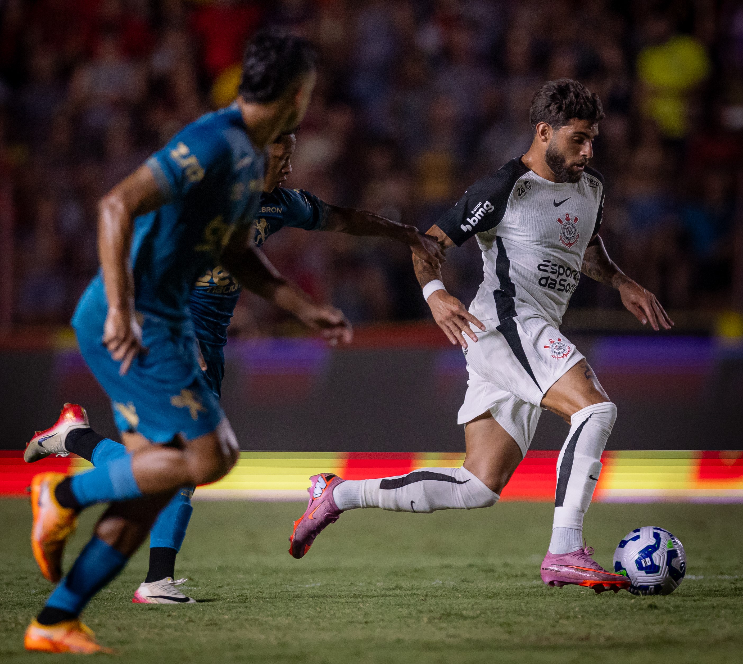 Corinthians tem ataque ineficiente e interrompe sequência de bons resultados