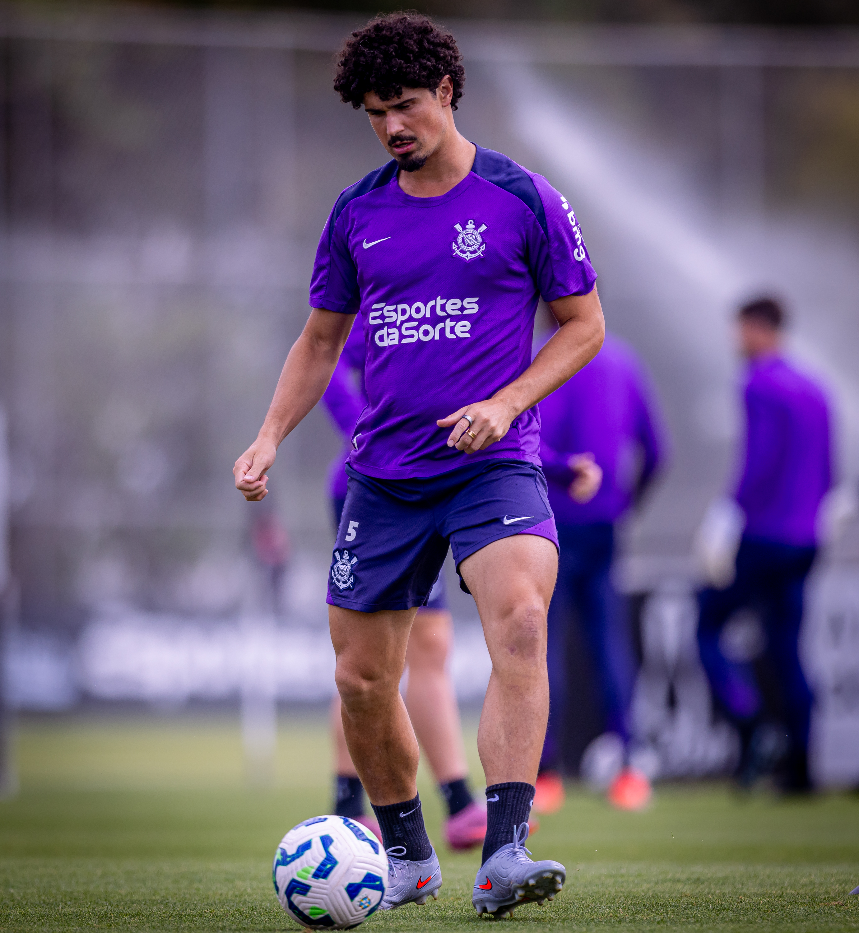 ELENCO EM CRISE? Desfalques complicam time para o clássico contra o Flamengo