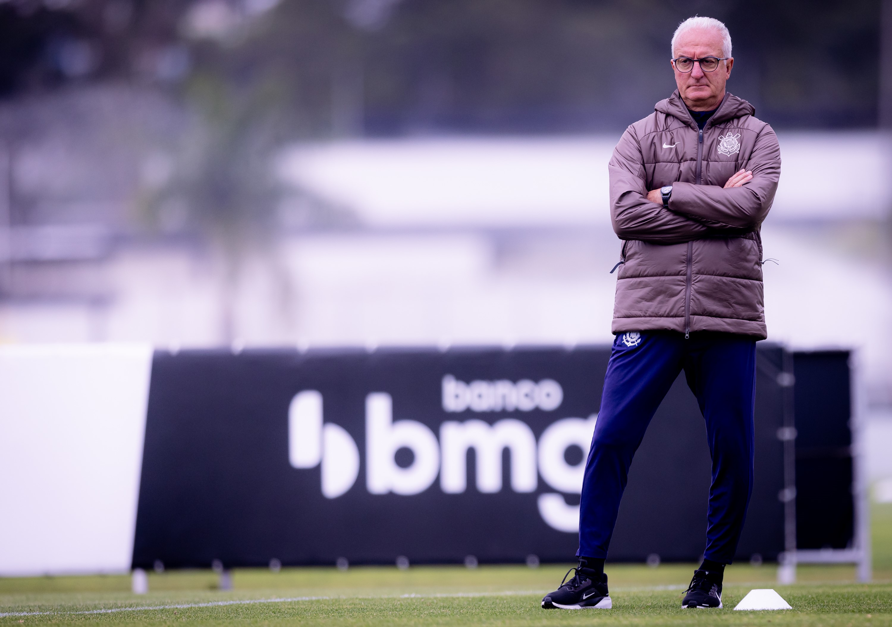 Corinthians aprimora finalizações e transições para duelo decisivo contra o Flamengo