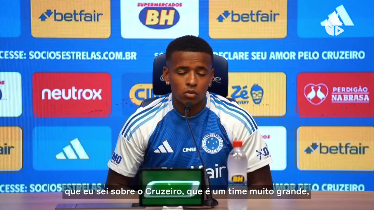 Novo atacante do Cruzeiro, Arroyo explica escolha pelo Brasil: 