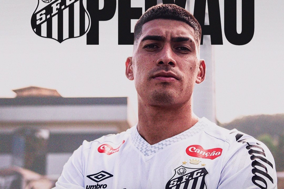 Santos oficializa a chegada do argentino Adonis Frías, ex-León