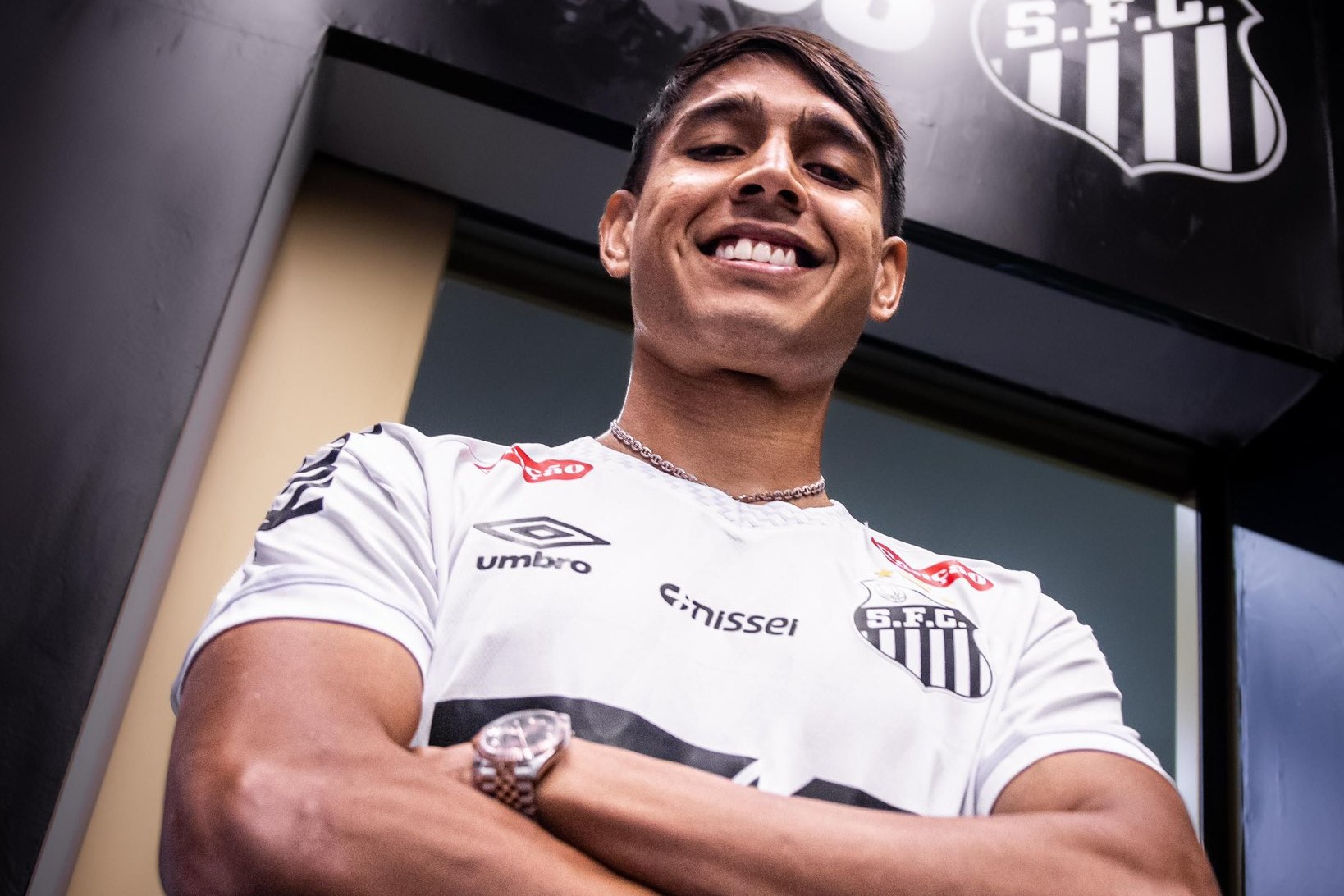 Posicionamento e pontos fortes: o que esperar de Alexis Duarte no Santos