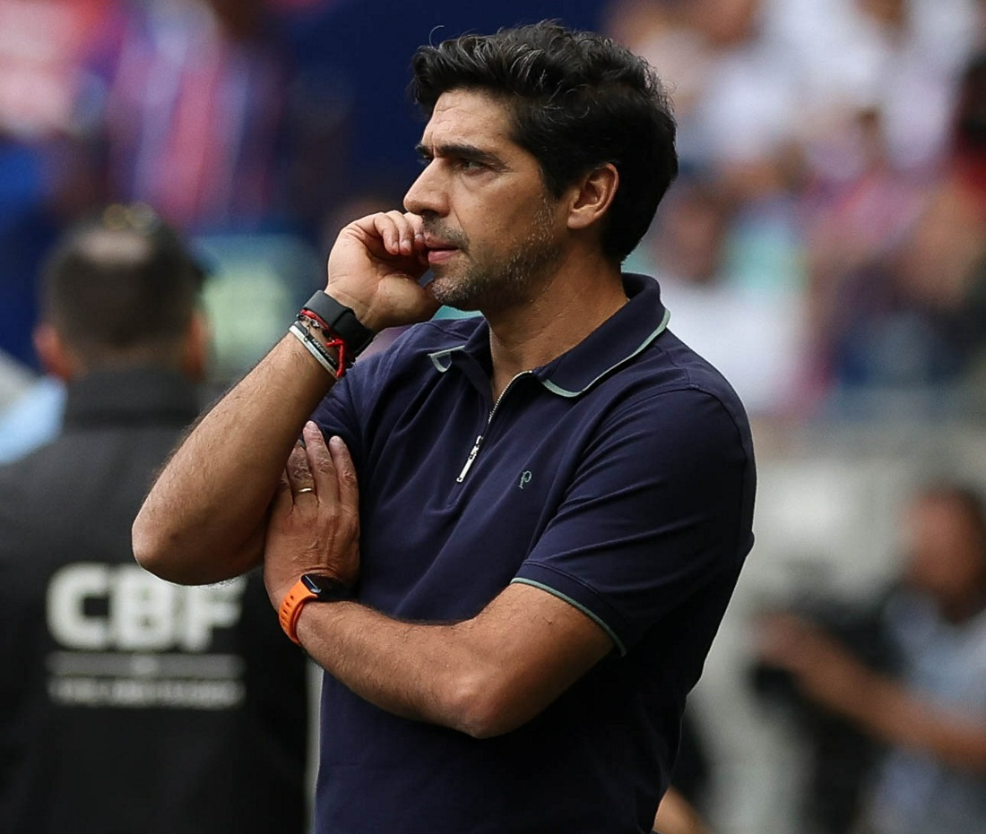 POSSÍVEL SUBSTITUTO! Entenda quem pode entrar no lugar de Lucas Evangelista no Palmeiras!