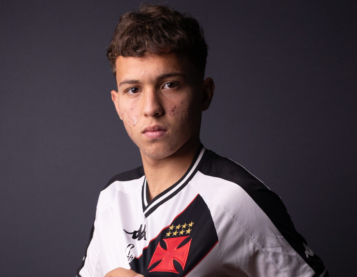 Vasco anuncia contratação de dois estrangeiros para a equipe sub-20