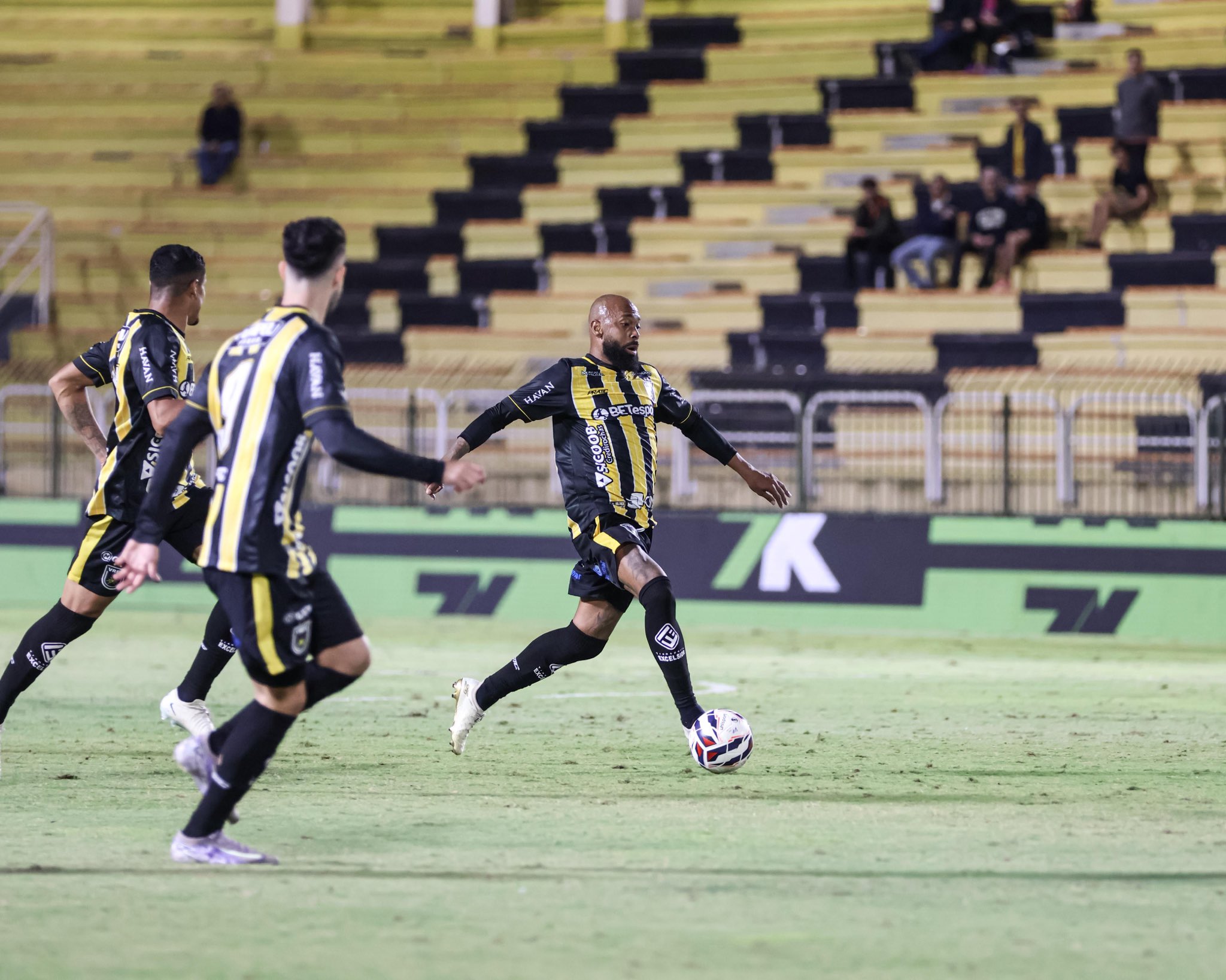 Volta Redonda x Criciúma: onde assistir, estatísticas e escalações