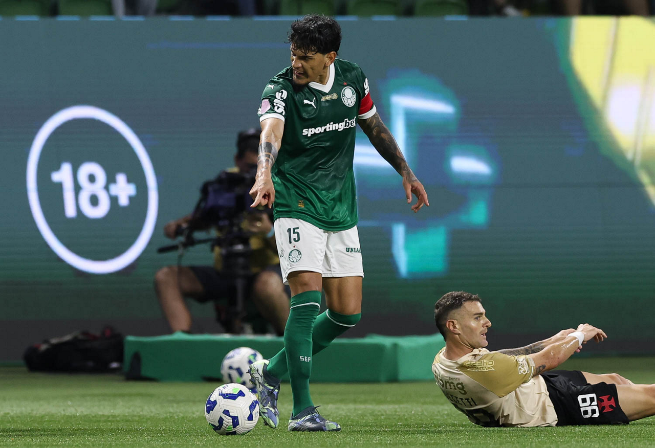 Palmeiras retoma solidez defensiva e encerra sequência negativa de seis jogos