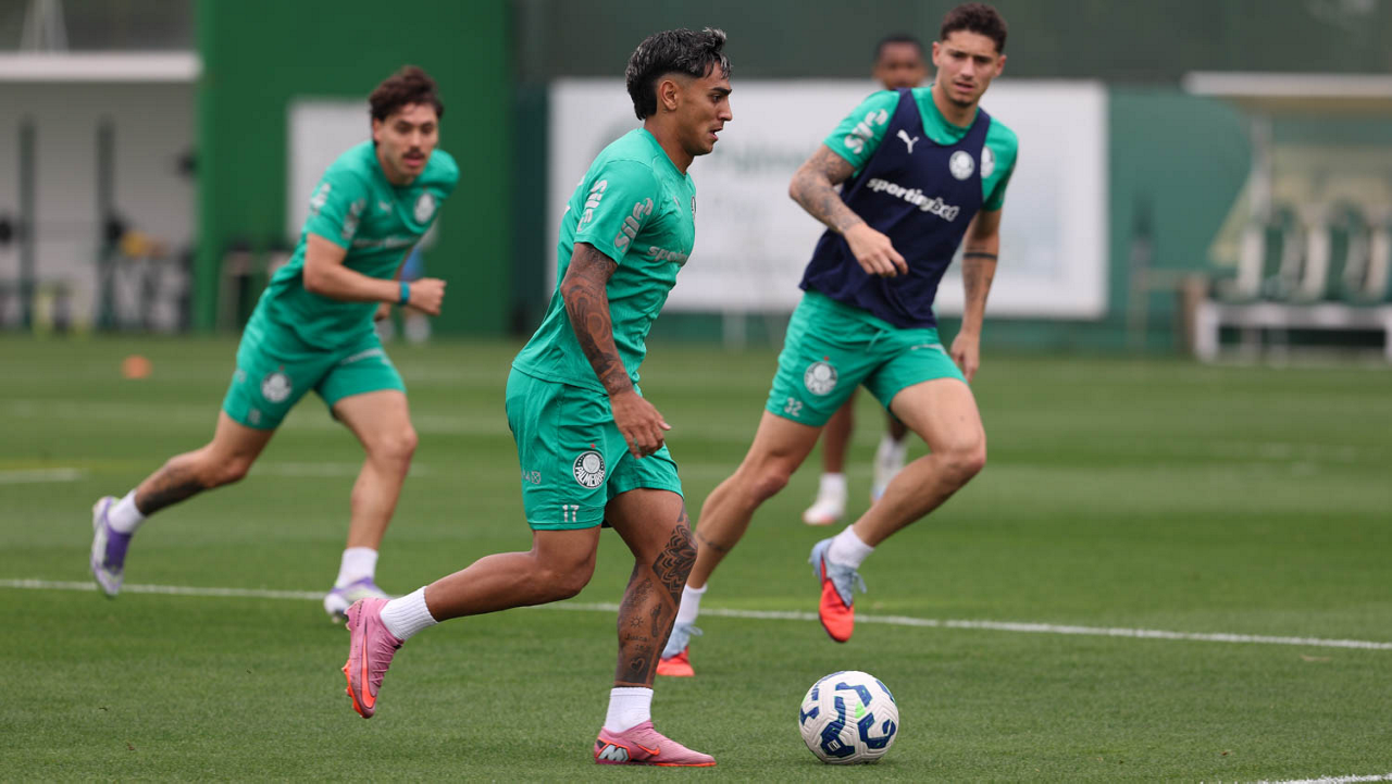 Palmeiras volta a treinar e foca na preparação para o clássico contra o São Paulo