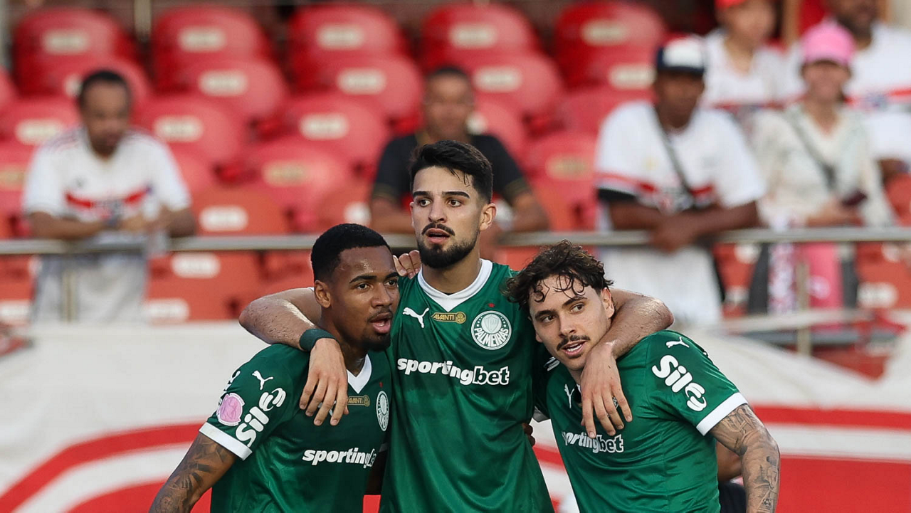 Corinthians, Palmeiras e Santos aparecem em lista de elencos que mais valorizaram desde 2024; confira