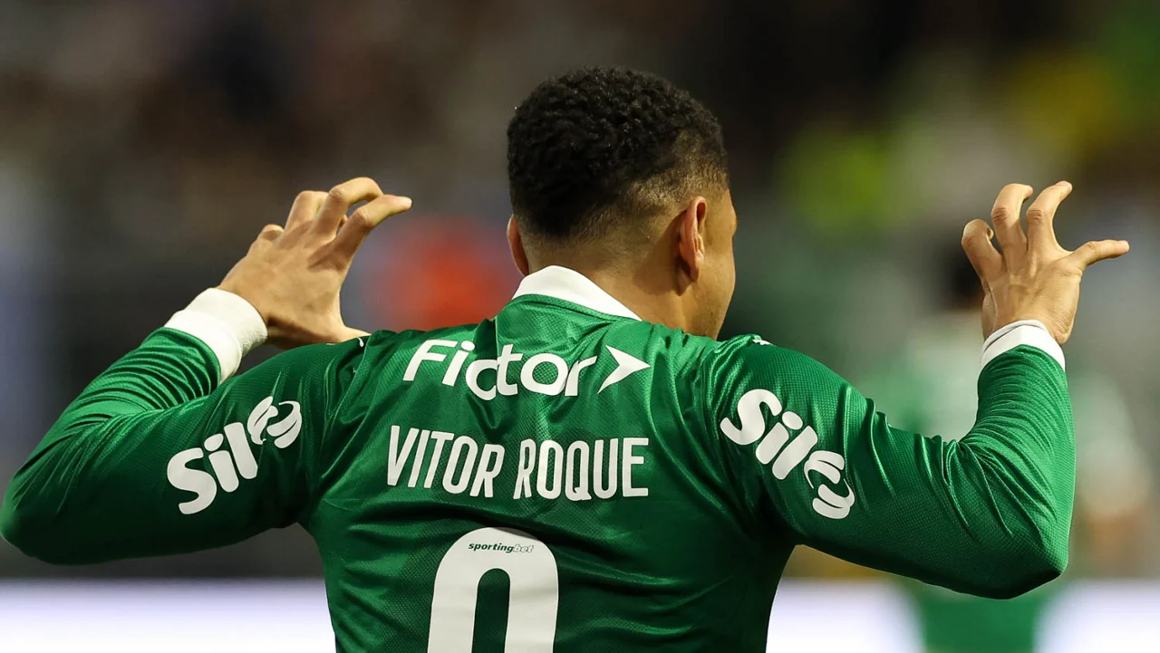 Vitor Roque Palmeiras Cruzeiro Brasileirão 2025