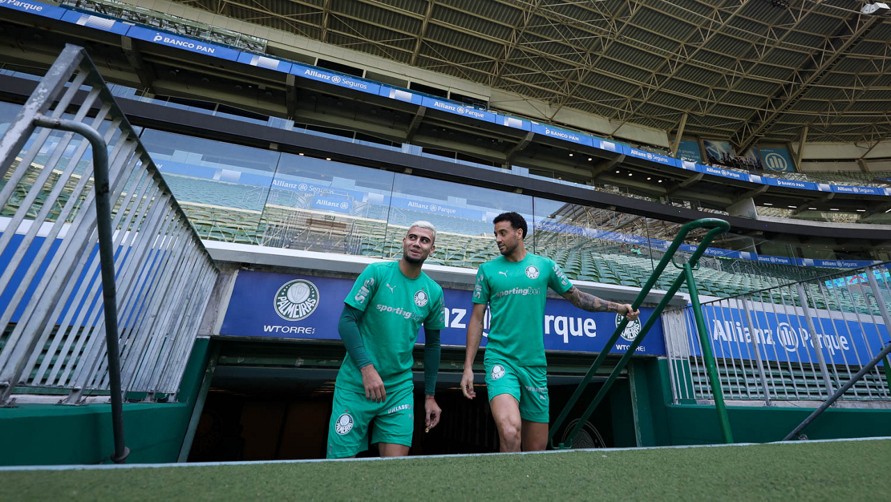 Treino do Palmeiras no Allianz Parque antes do confronto com o Bragantino