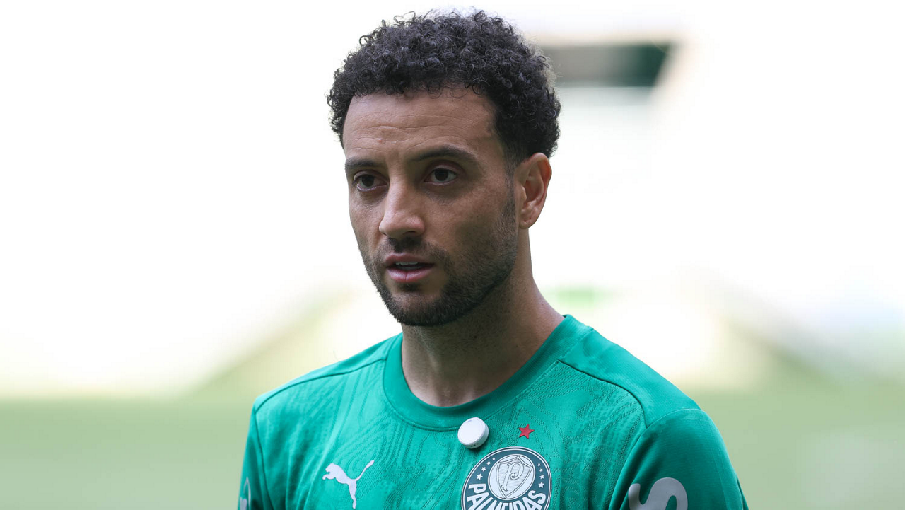 Felipe Anderson destaca importância do foco em desafios do Palmeiras neste mês decisivo