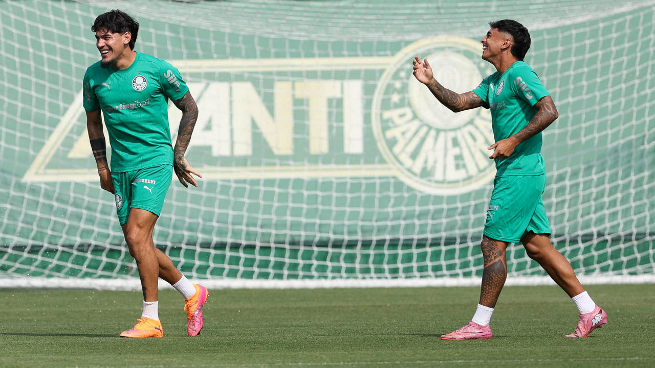 Gómez e Khellven se juntam ao elenco na preparação para enfrentar o Flamengo