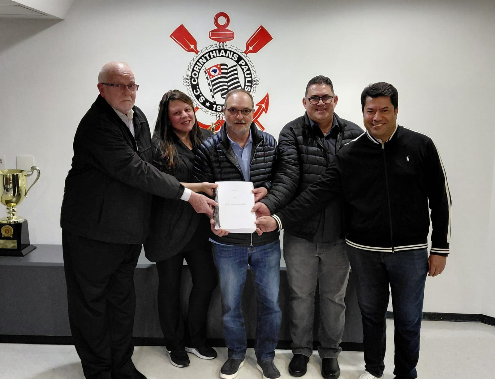 MUDANÇA À VISTA? Corinthians se prepara para uma grande transformação interna no clube.