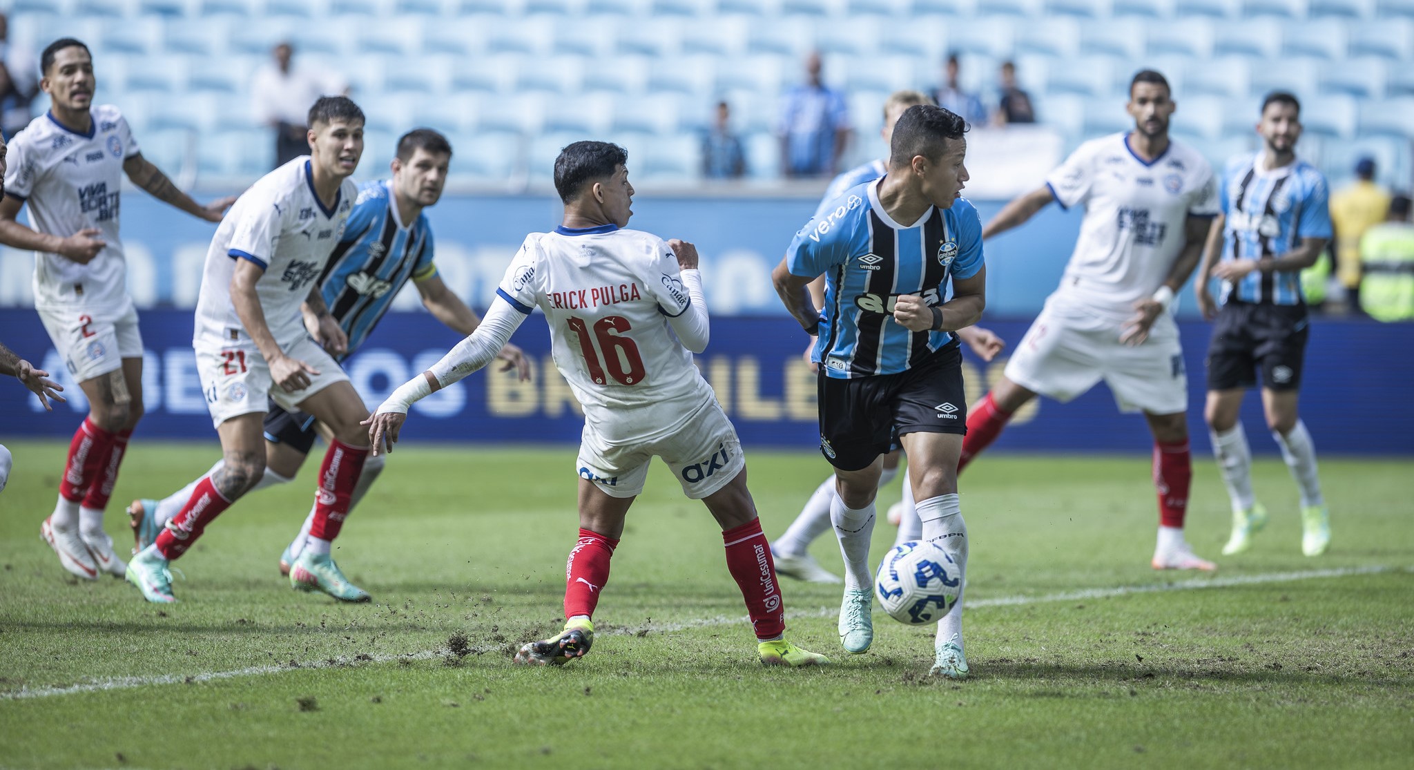 Bahia x Grêmio: onde assistir, estatísticas e escalações