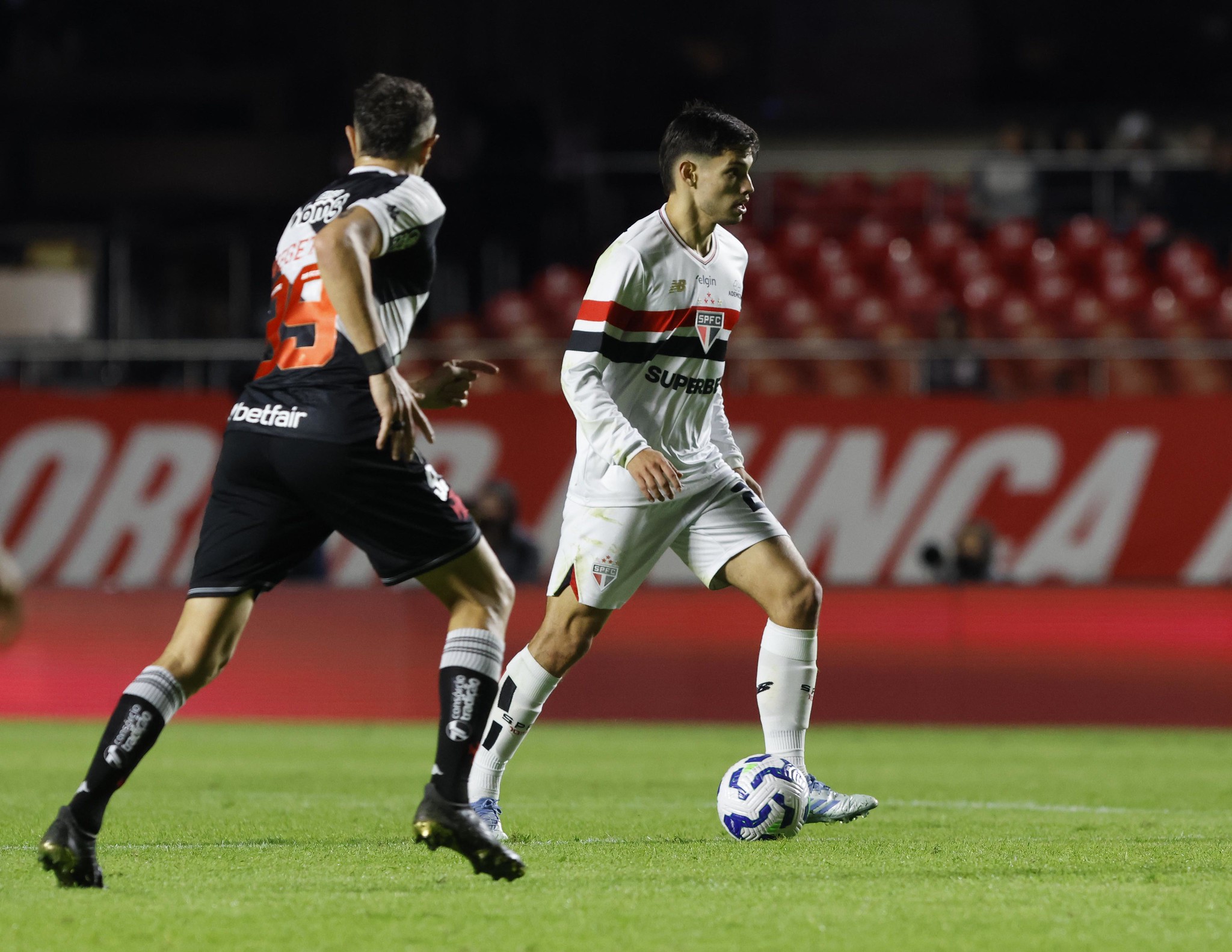 Vasco x São Paulo: veja onde assistir ao duelo pelo Campeonato ...