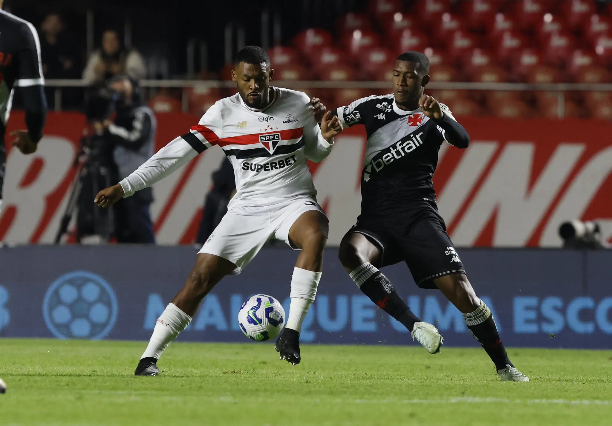 Vasco x São Paulo: onde assistir, estatísticas e escalações