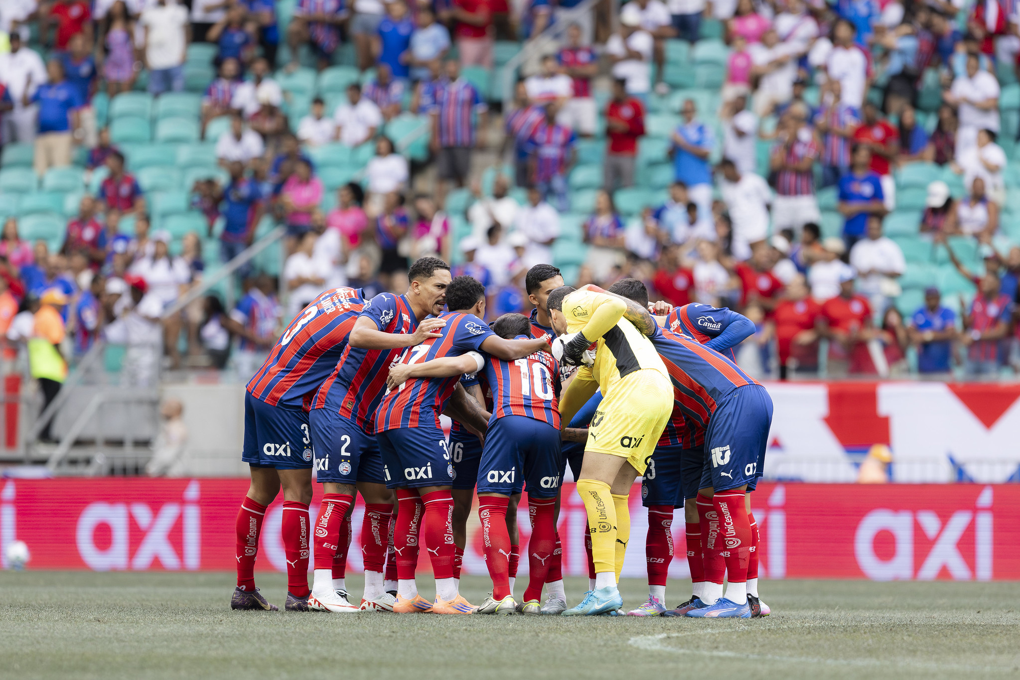 TODO MUNDO QUER VER O MENGÃO! Bahia projeta recorde de público em duelo contra o Flamengo
