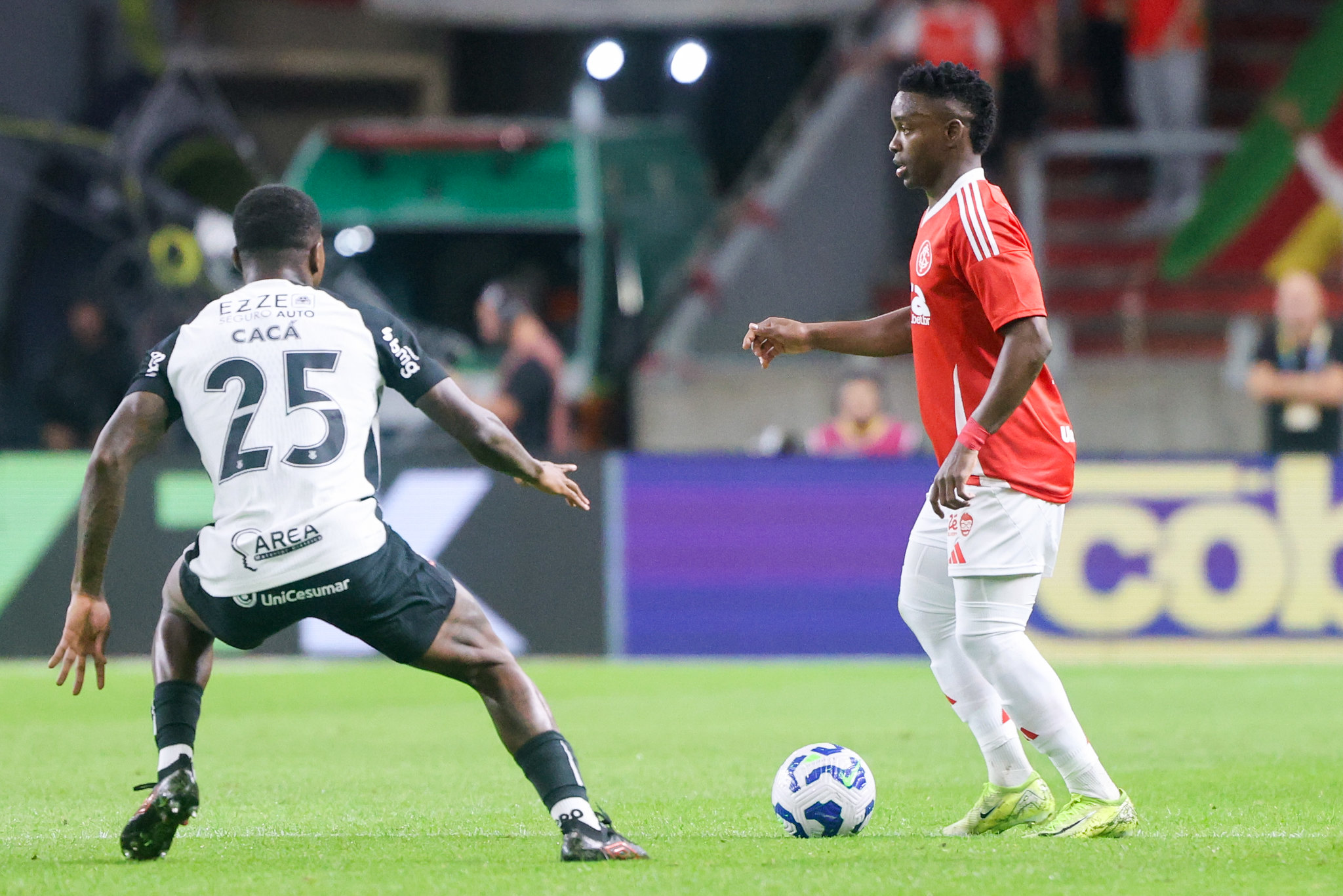 Carbonero critica empate do Inter com o Corinthians e aponta falhas da arbitragem