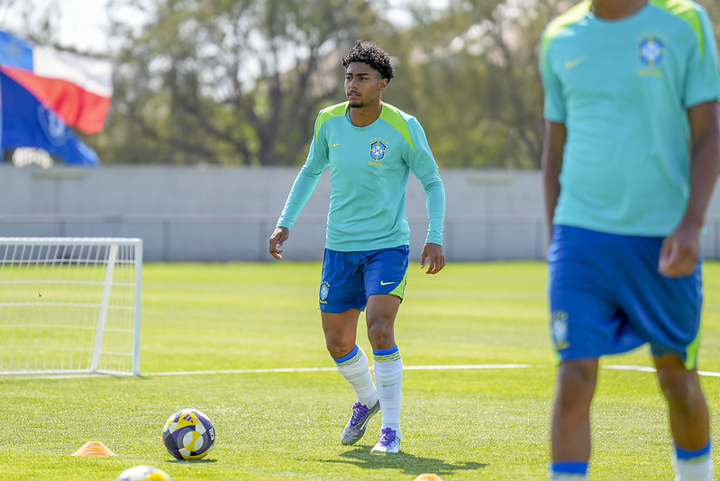 JOIAS NO PROFISSIONAL? Quarteto da base pode ser solução para desfalques do Palmeiras contra o Juventude