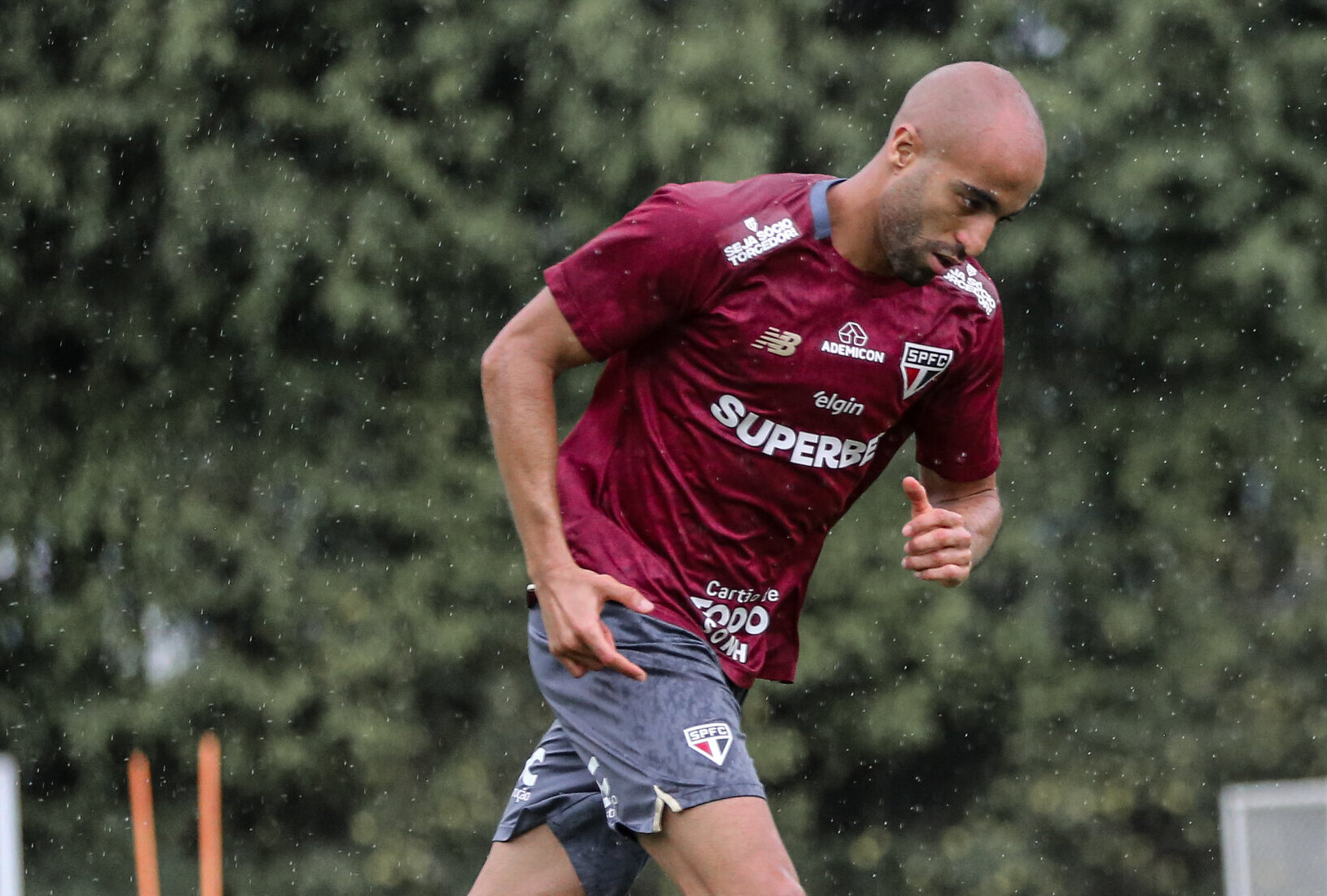 São Paulo segue preparação para duelo contra o Grêmio pelo Campeonato Brasileiro