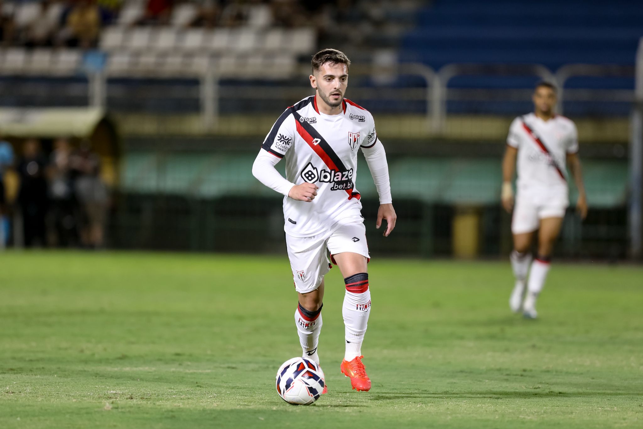 Atlético-GO x Vila Nova: onde assistir, estatísticas e escalações ...