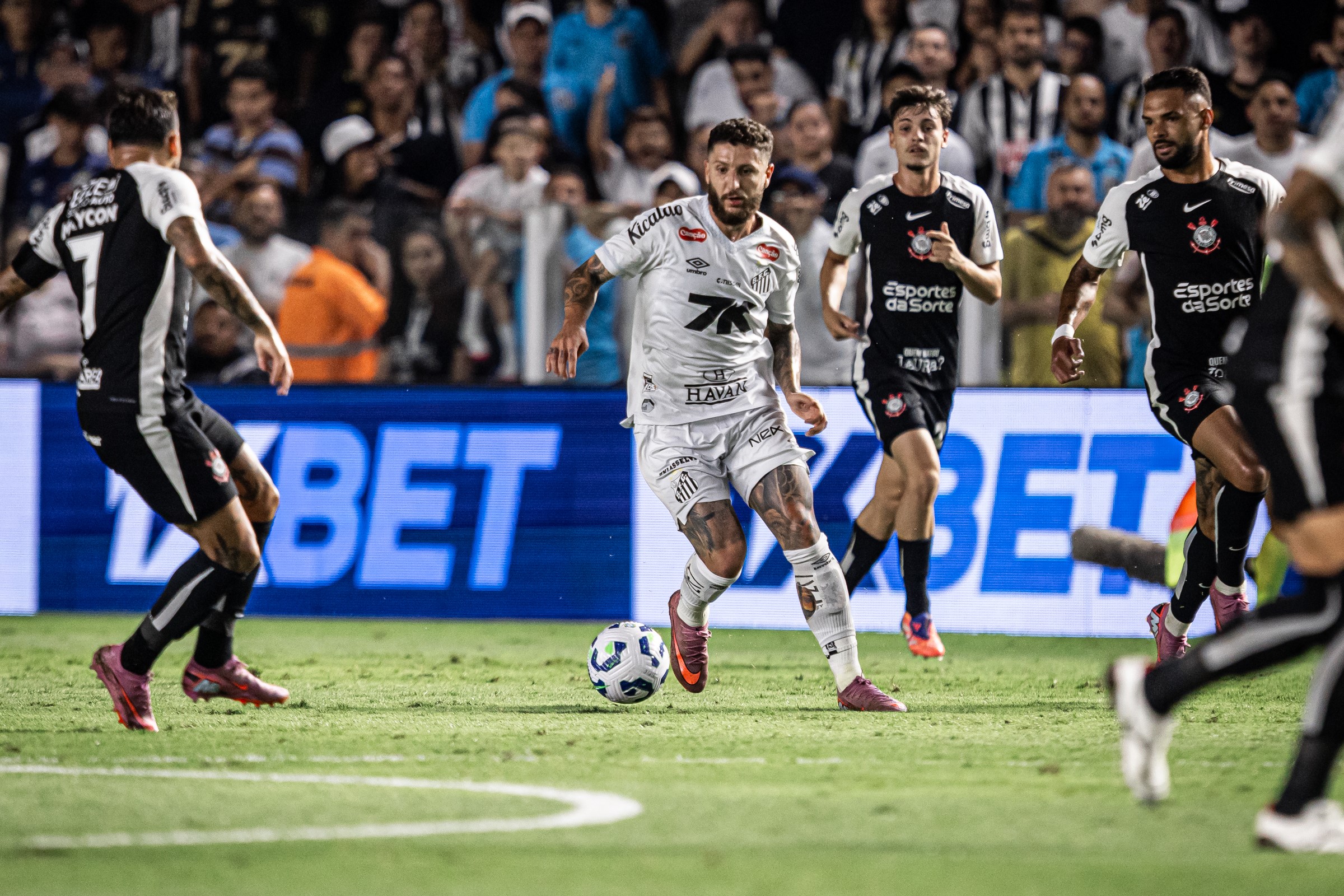 Domínio histórico do Santos sobre o Corinthians: números que impressionam