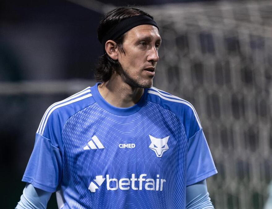 Cruzeiro desafia Flamengo e se aproxima na luta pela melhor defesa do Brasileirão 2025