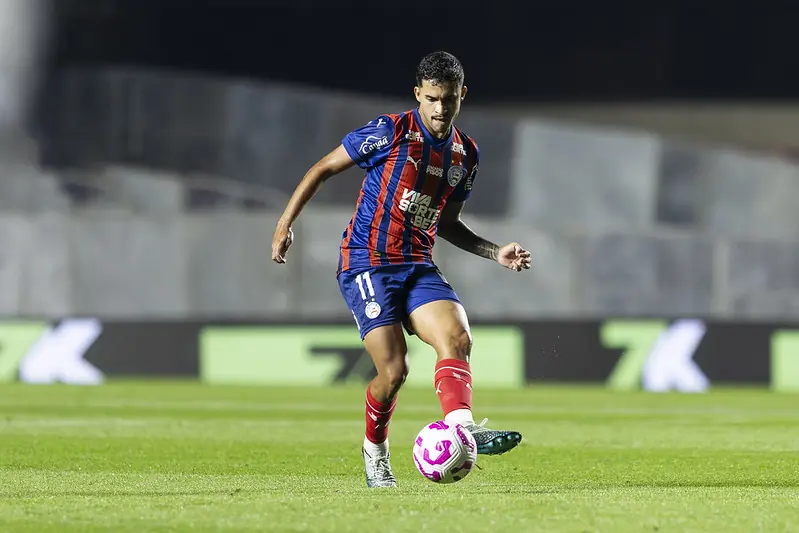 Rodrigo Nestor busca titularidade no Bahia na volta do Brasileirão