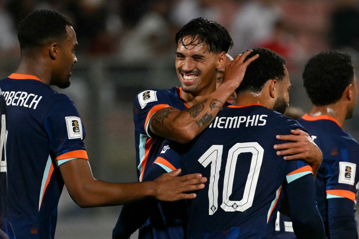 FALA, CRAQUE! Memphis Depay relata dificuldades enfrentadas com passaporte perdido antes da viagem