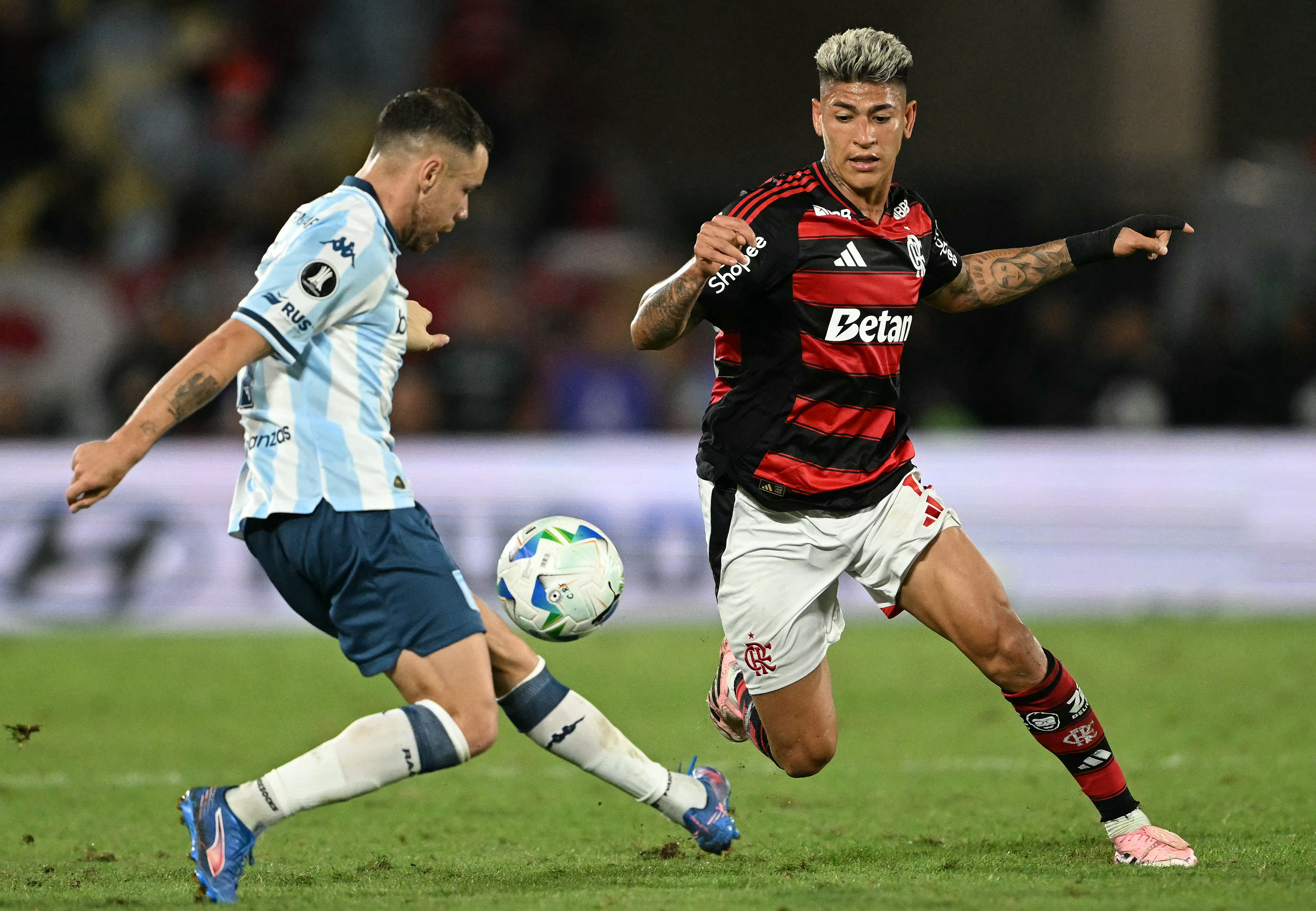 Flamengo desafia história: apenas uma derrota em sete confrontos diante do Racing marca duelo decisivo