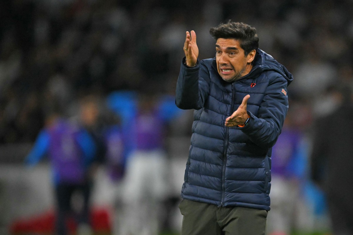 Palmeiras busca reação no Allianz, enquanto Abel considera LDU força superior na Libertadores