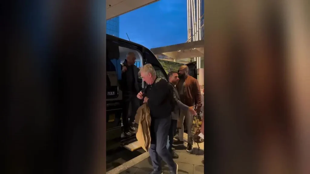 Ancelotti chega a Seul para amistoso com a Coreia do Sul