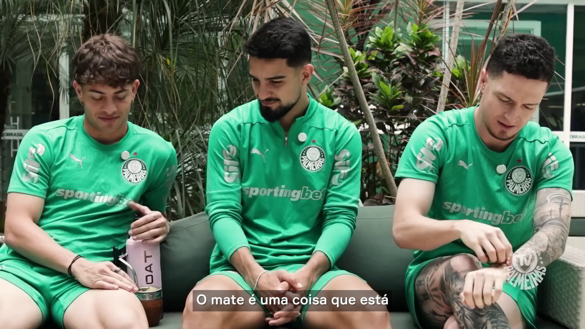 Argentinos do Palmeiras prestam homenagem a Flaco López em resenha especial