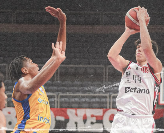 VITÓRIA AVASSALADORA! Flamengo atropela o Fortaleza e segue invicto no NBB