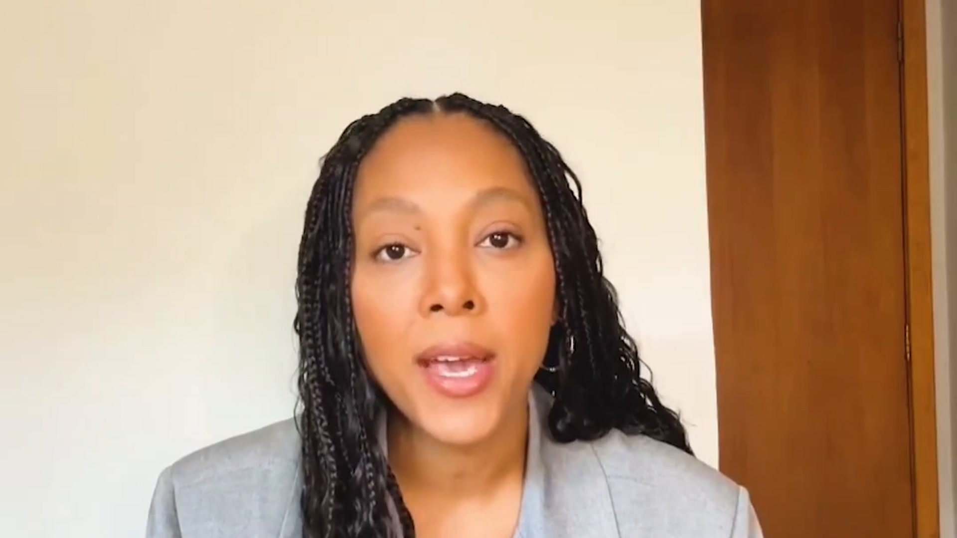 Corinthians promove campanha contra feminicídio no clássico diante do Santos