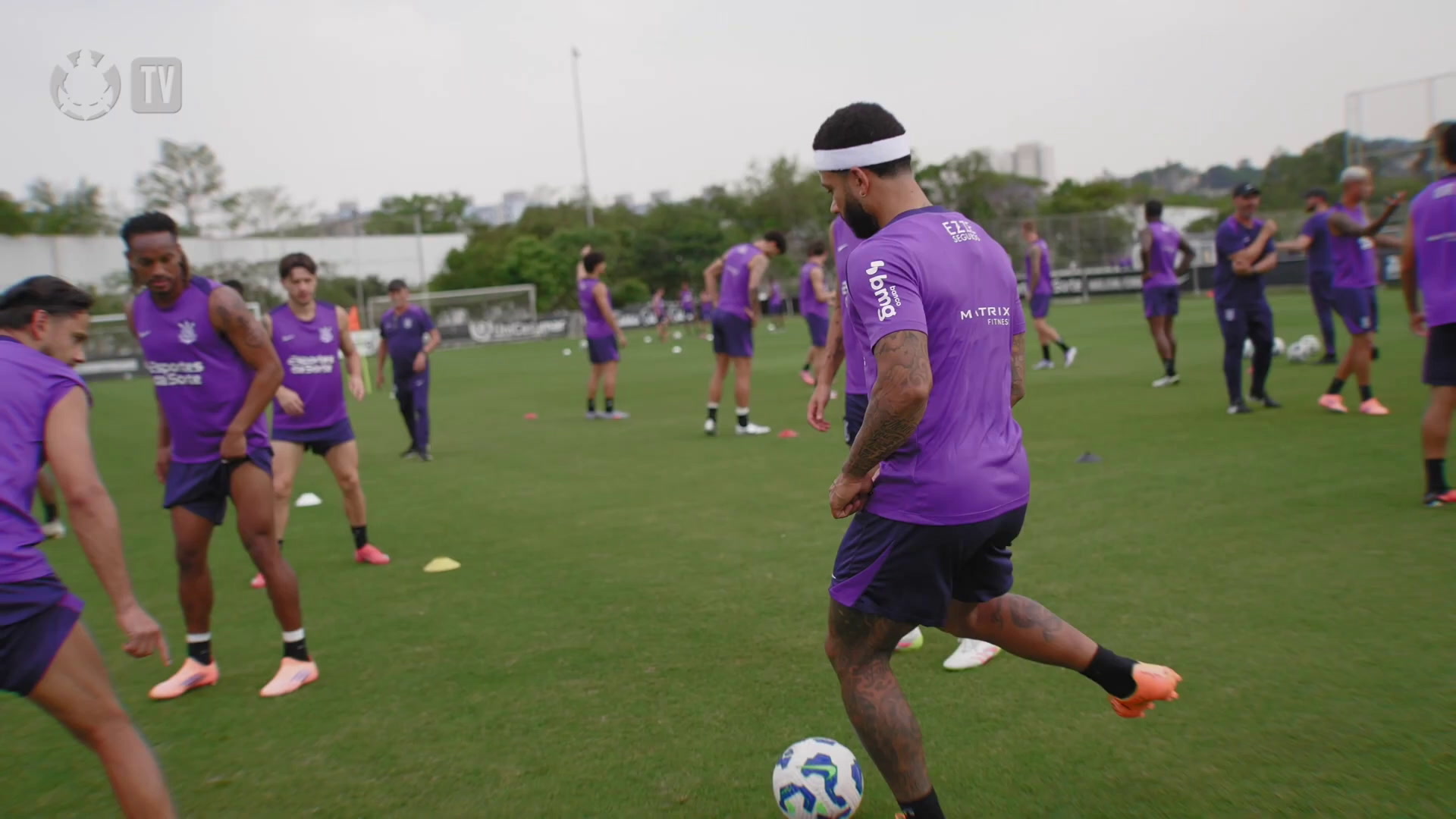 Corinthians ajusta defesa: Timão finaliza preparação para o confronto decisivo contra o Atlético-MG
