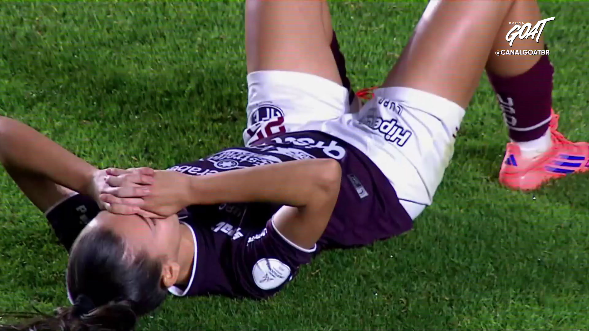 Nicole garante vitória nos pênaltis e classifica Corinthians para a final da Libertadores feminina