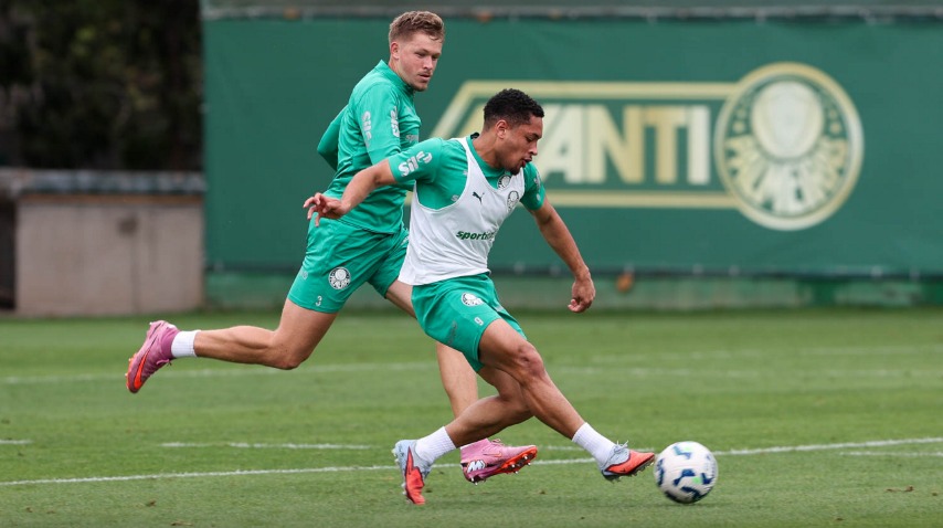 TREINO DIFERENTE? Palmeiras mostra foco total nos bastidores antes de nova decisão.