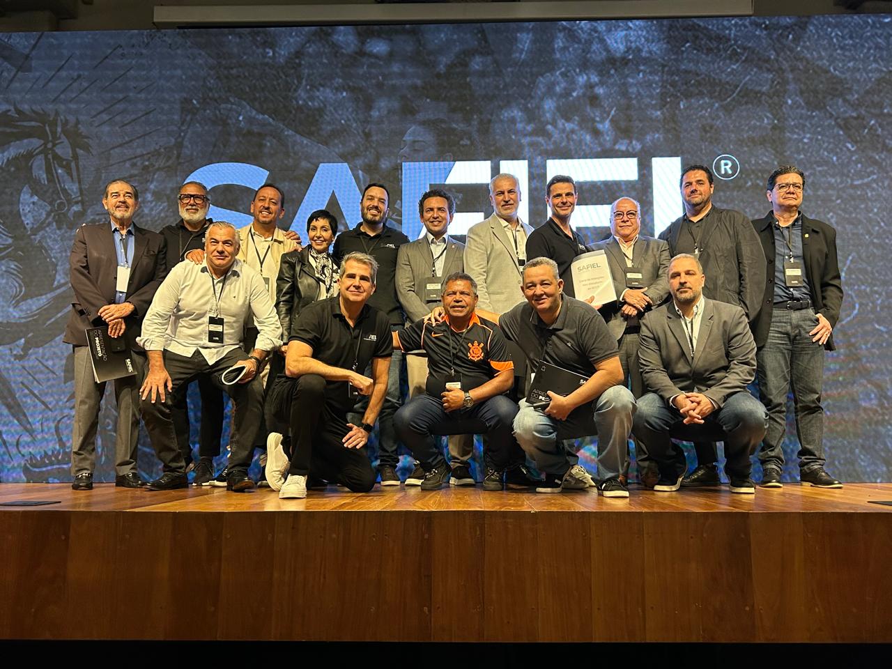 SAF? Proposta projeta R$ 2,5 bilhões para quitar dívidas e investir no Timão.