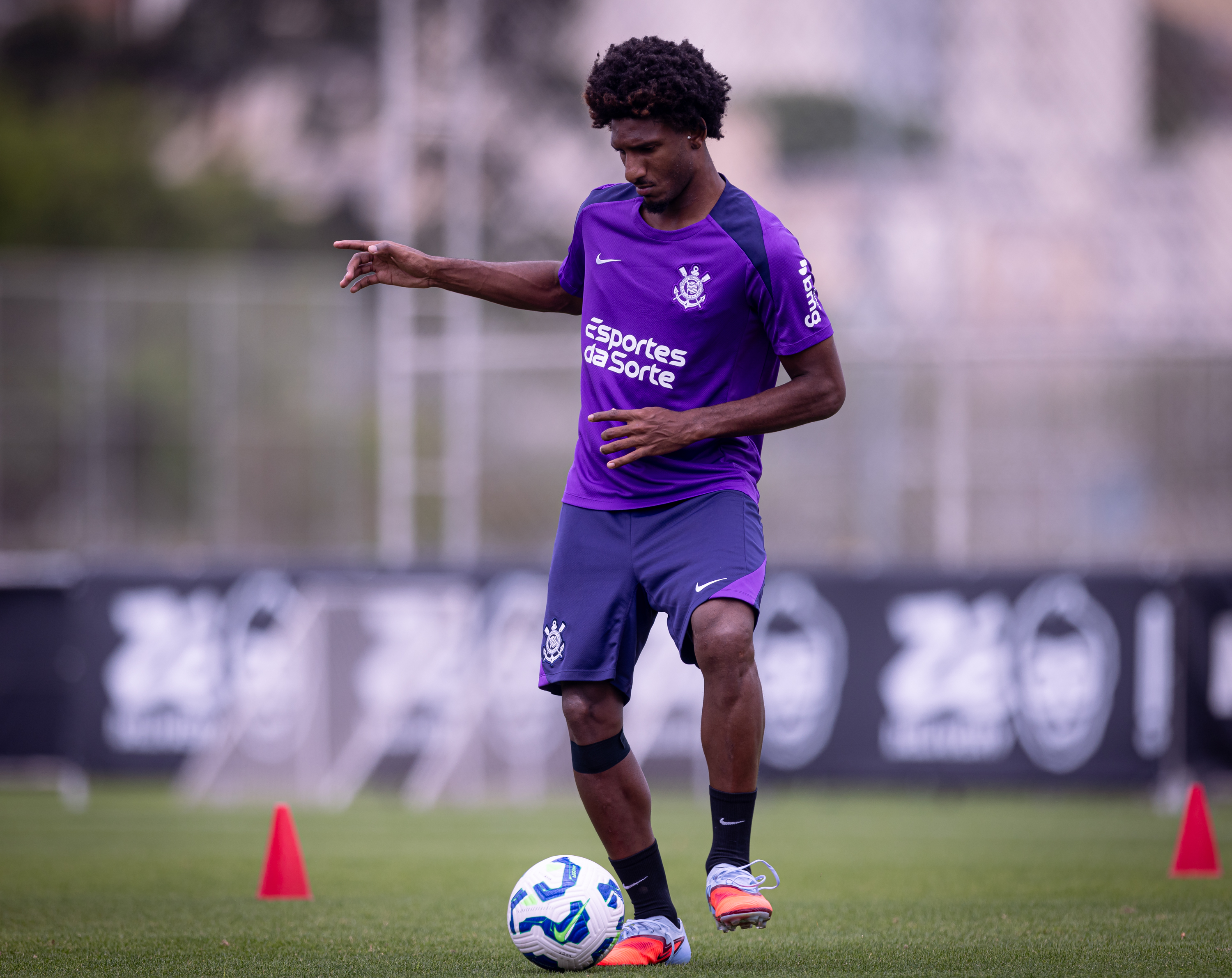 Corinthians finaliza últimos ajustes antes do clássico contra o Santos