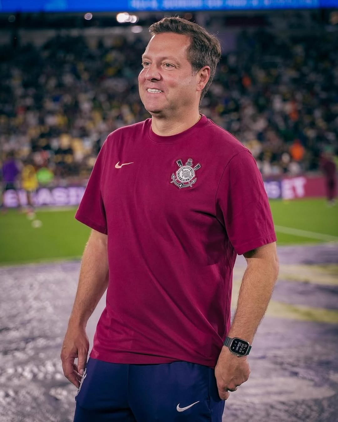 Chefe do departamento médico deixa cargo no Corinthians após reunião decisiva