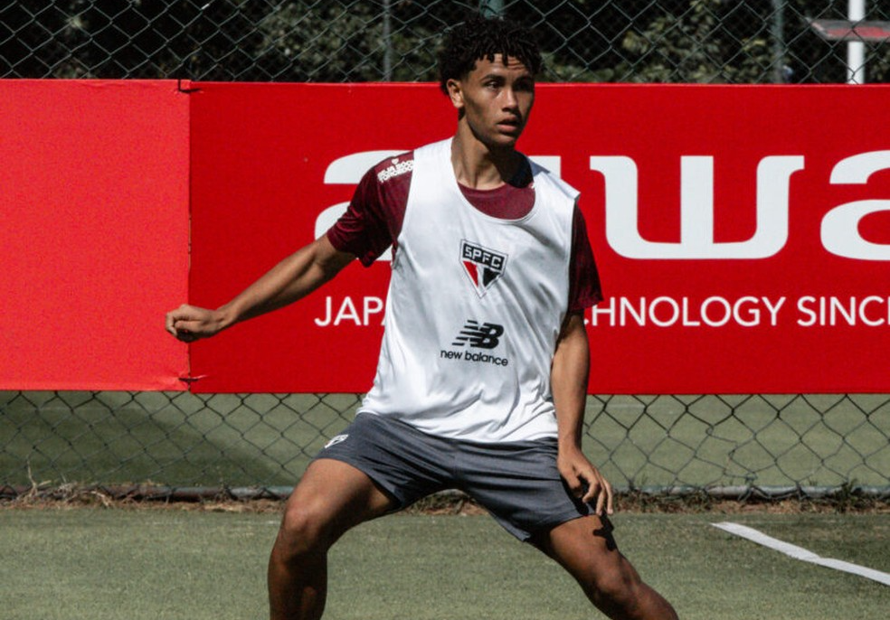 Jornal coloca Angelo, do São Paulo, e outros dois brasileiros entre os melhores jogadores sub-17 do mundo