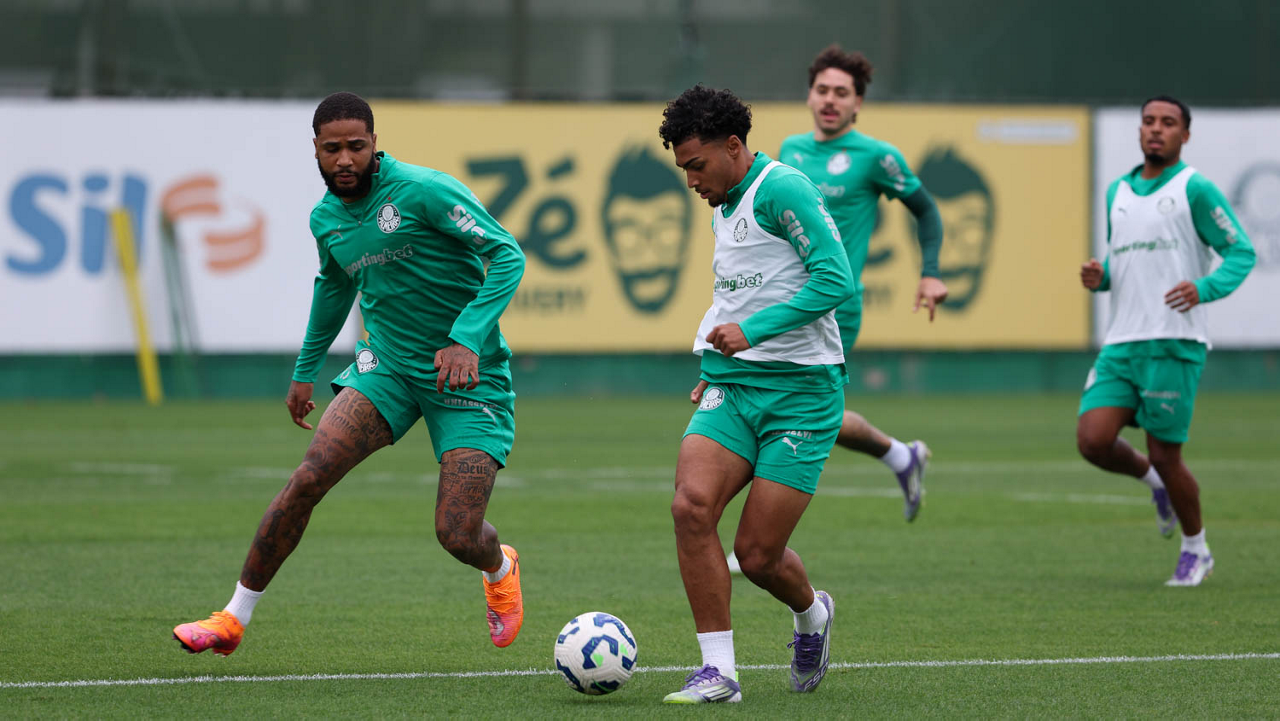 Palmeiras realiza treino tático enquanto Abel define elenco para duelo com Juventude